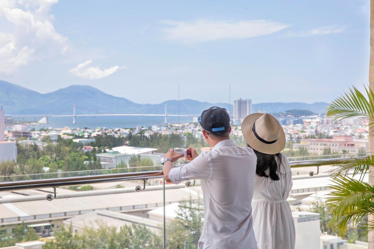 Bliss Luxury Hotel Da Nang Luaran gambar