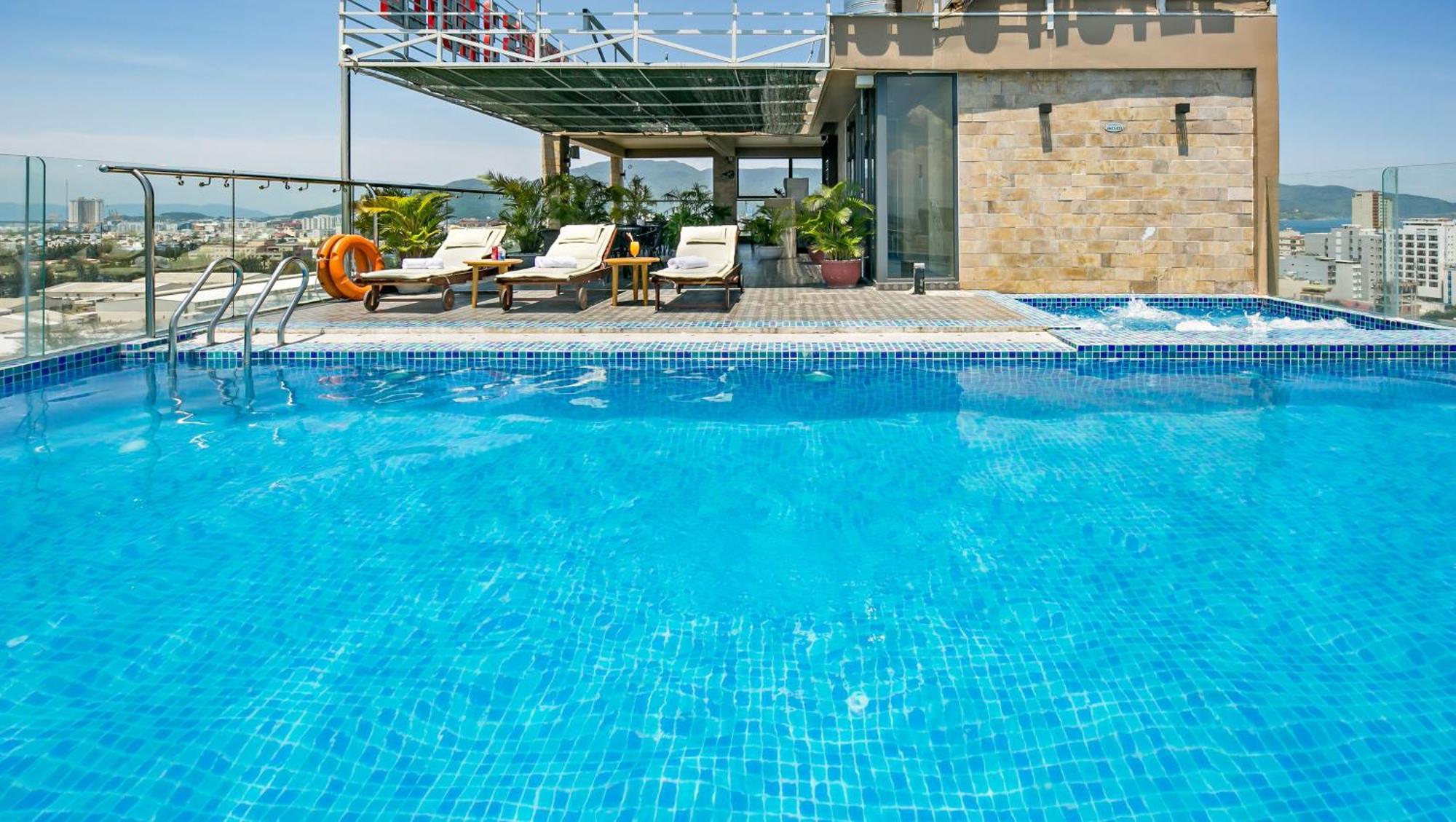 Bliss Luxury Hotel Da Nang Luaran gambar